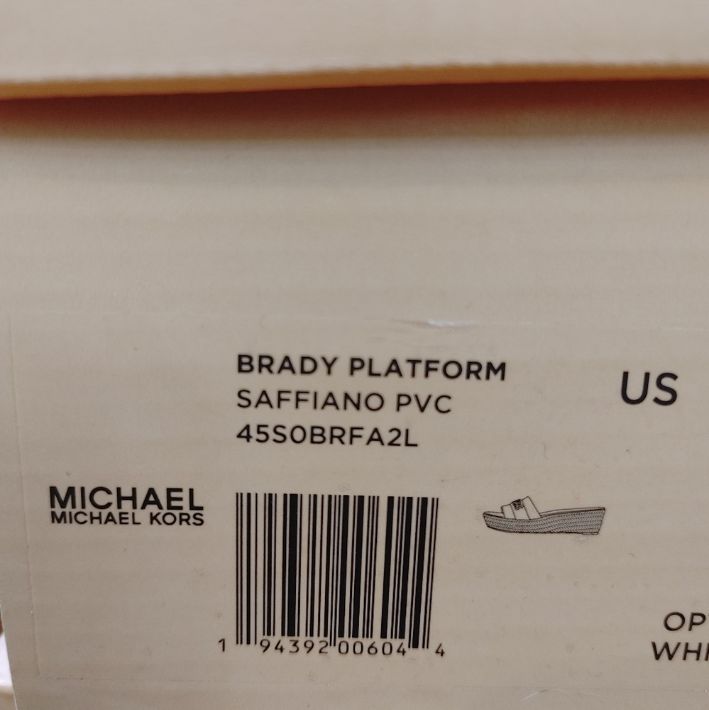 NITB Michael Kors Brady platform white MK sandals - Picture 6 of 6